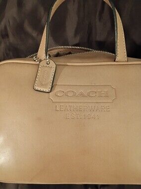 COACH Leather Cosmetic Case/Bag in Camel